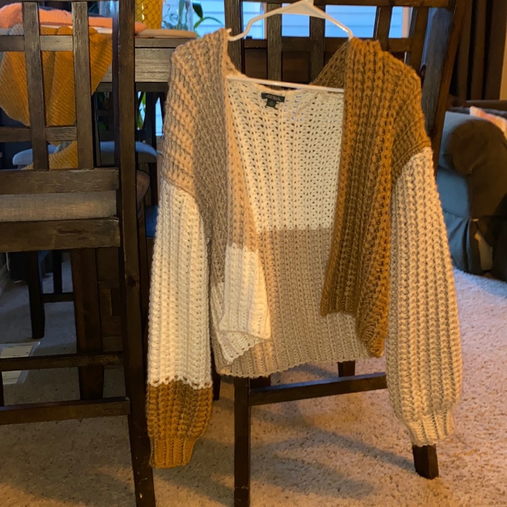 Brand new chunky cardigan!!